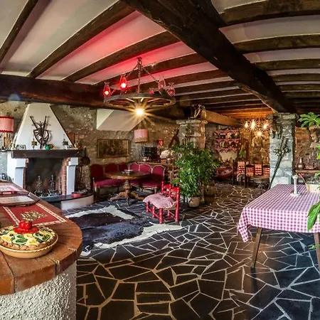 Tatil Evi Exclusive 15th Century Castle, Between Cinque Terre And Portofino, Offering Complete Privacy And A Private Infinity Pool *