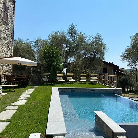 Exclusive 15th Century Castle, Between Cinque Terre And Portofino, Offering Complete Privacy And A Private Infinity Pool Tatil Evi