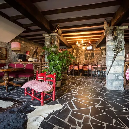 Exclusive 15th Century Castle, Between Cinque Terre And Portofino, Offering Complete Privacy And A Private Infinity Pool Leivi