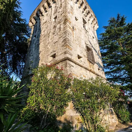 Exclusive 15th Century Castle, Between Cinque Terre And Portofino, Offering Complete Privacy And A Private Infinity Pool Tatil Evi *