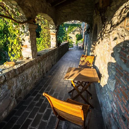 Casa de Férias Exclusive 15th Century Castle, Between Cinque Terre And Portofino, Offering Complete Privacy And A Private Infinity Pool