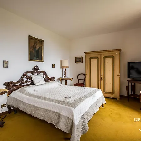 Exclusive 15th Century Castle, Between Cinque Terre And Portofino, Offering Complete Privacy And A Private Infinity Pool